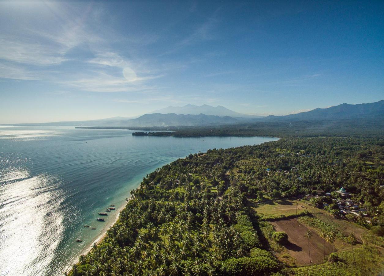บีช วิลลา ลมบก Villa Tanjung  ภายนอก รูปภาพ